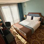 ホテル グランド ダーマズ 4*